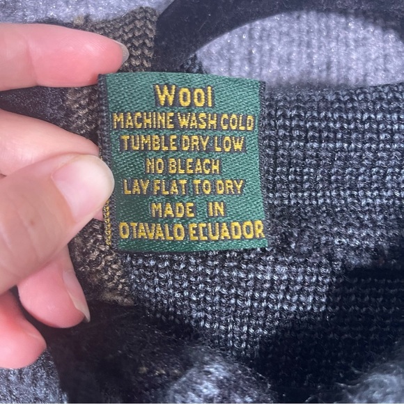 Vintage RUMINAHUI Men’s Large Blue Aztec Wool Button Hooded Cardigan Sweater - Picture 13 of 14